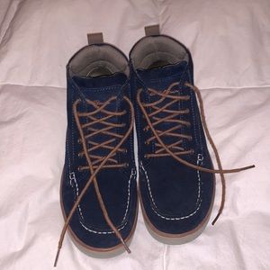 Like new Eddie Bauer boots